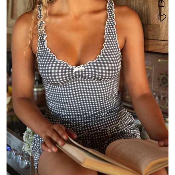 WeWoreWhat Tops - WEWOREWHAT Gingham Lettuce Edge Tank NWT Size S